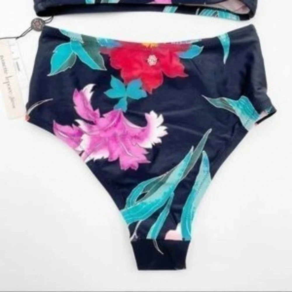 Nanette Lepore Aster Asymmetrical Bikini Swimsuit Set high waist size 6 new!!‎